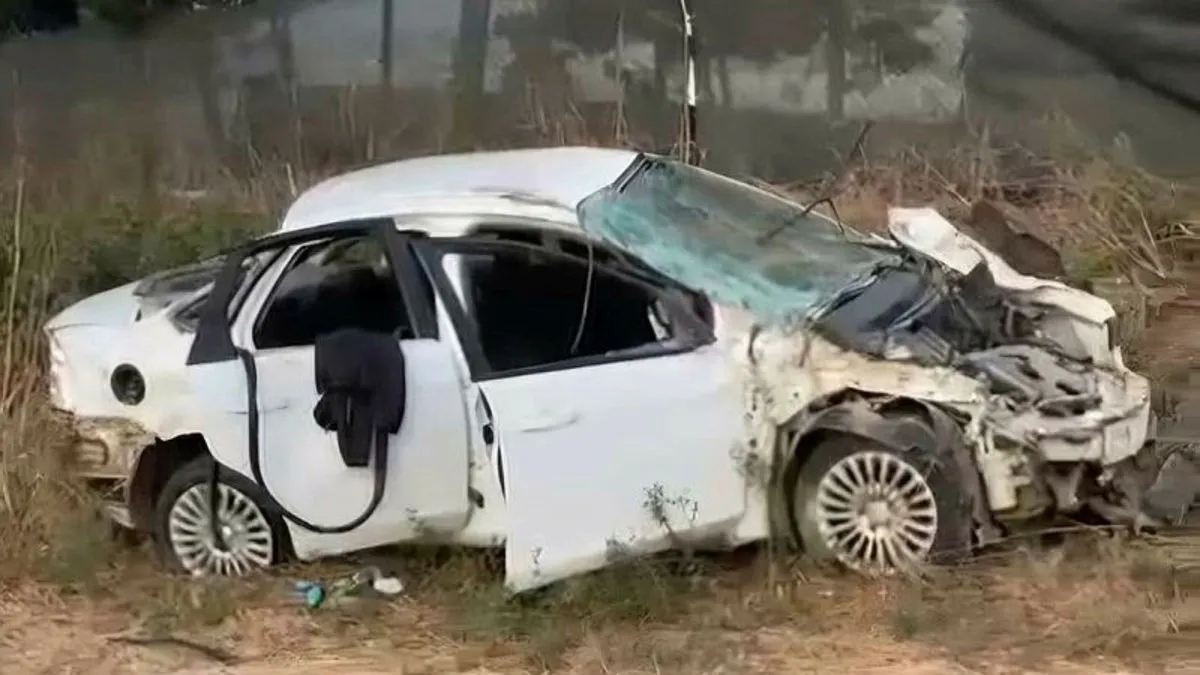 Sakarya'da otomobil tarlaya uçtu: 1 ölü!