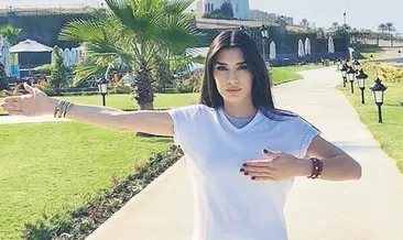 Burcu’dan elim sende hareketi