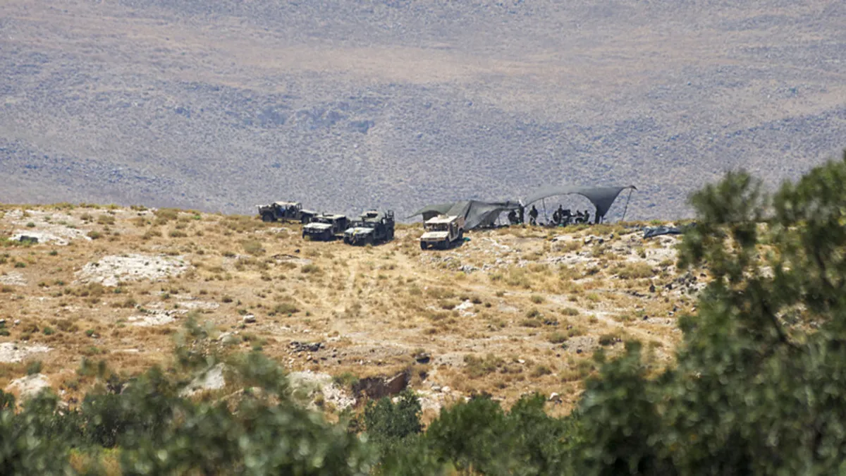 İşgalci İsrail güçleri Suriye’de sivil halka ateş açtı İşgalci İsrail güçleri Suriye’de sivil halka ateş açtı