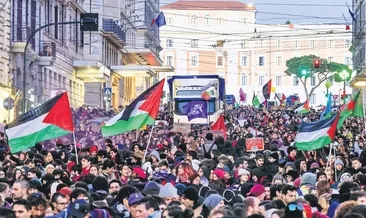 İtalya’da 70 bin kadın şiddete ‘dur’ dedi