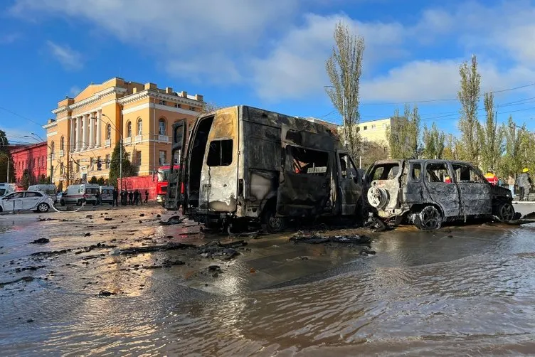Son dakika | Ukrayna’nın başkenti Kiev’de peş peşe patlamalar! Füzelerin düştüğü yerlerden korkunç görüntüler
