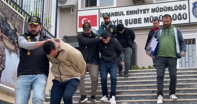 Sultangazi’de film gibi soygun! Saniyeler için 12 milyon TL’yi çaldılar! Meğer aynı villanın komşusunu da...