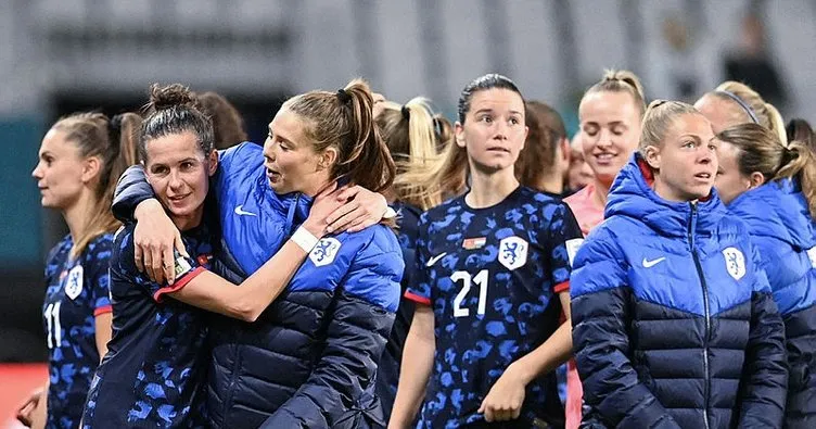 Kadınlar Dünya Kupası’nda Hollanda ve ABD son 16 turuna yükseldi