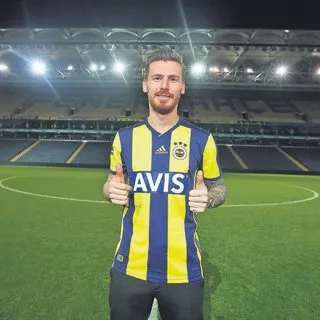 Bonservisini aldı, geldi