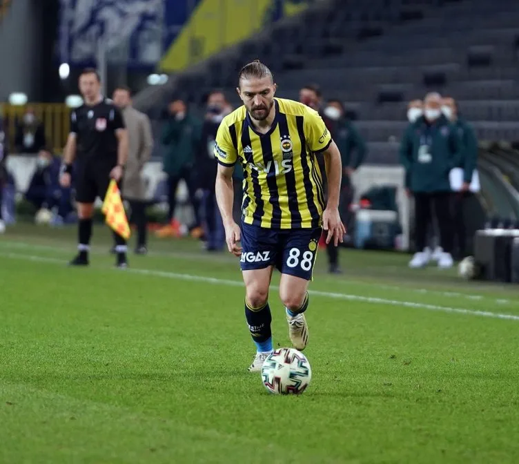 Son dakika: Fenerbahçe’de Caner Erkin için yeni karar! Ali Koç, Emre Belözoğlu ve Erol Bulut...