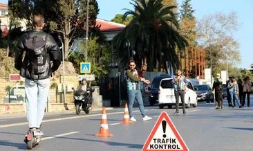 Yer Beşiktaş: Fosforlu yelek giymeden skuter kullananlara ceza yağdı #istanbul