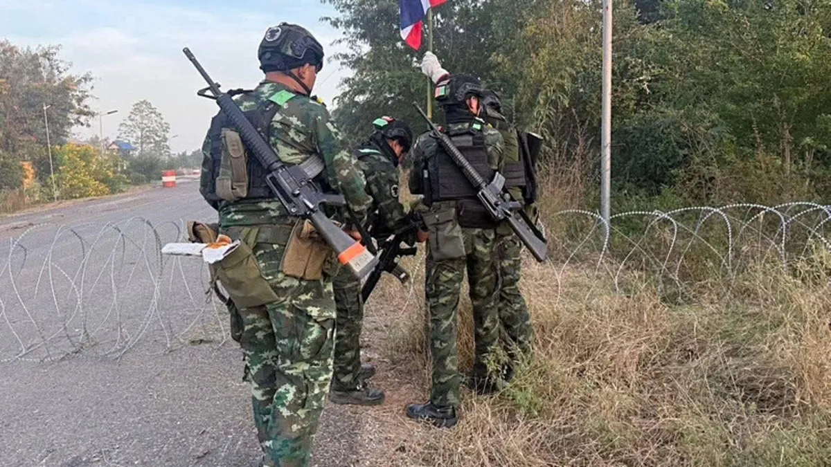 Güneydoğu Asya’da silahlar susmuyor: Çatışmalar sivil yerleşim alanlarına sıçradı Güneydoğu Asya’da silahlar susmuyor: Çatışmalar sivil yerleşim alanlarına sıçradı
