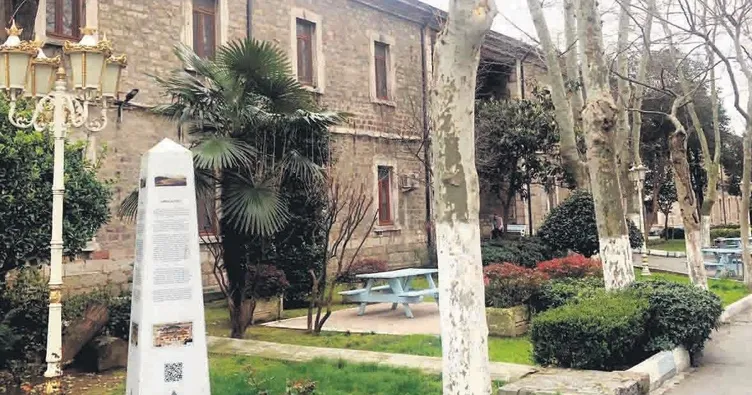 Bize hoş sohbet lazım