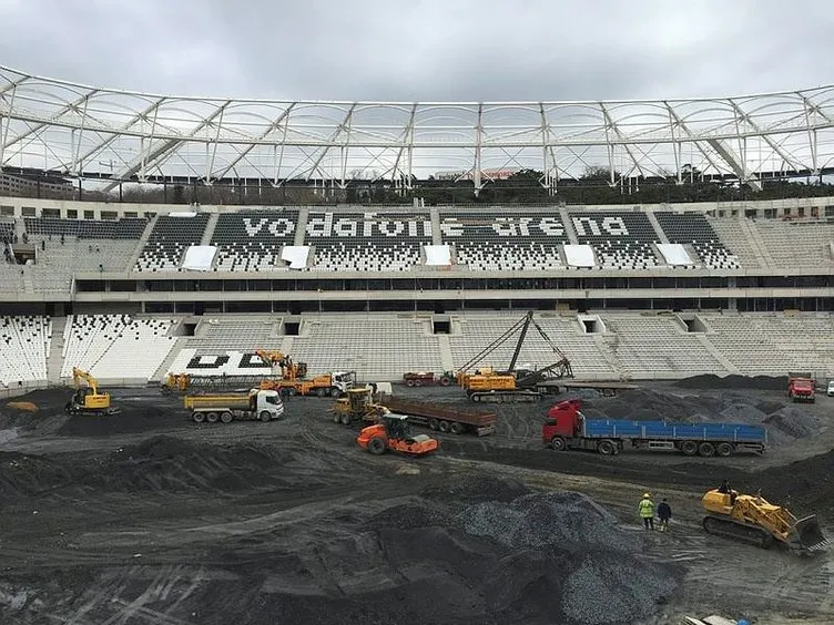 Vodafone Arena’da çatı sürprizi