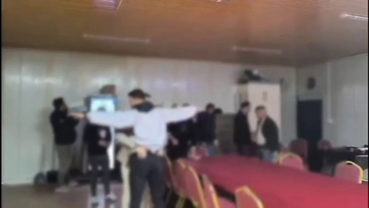 Manisa’da kahvehanede kumar pahalıya patladı! Manisa’da kahvehanede kumar pahalıya patladı!