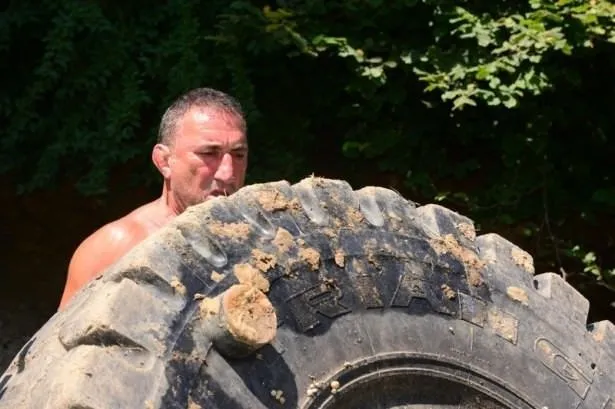 57 yaşında 300 kiloluk lastikle çalışıyor!