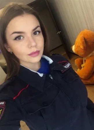 Rusya`nın en güzel polisi