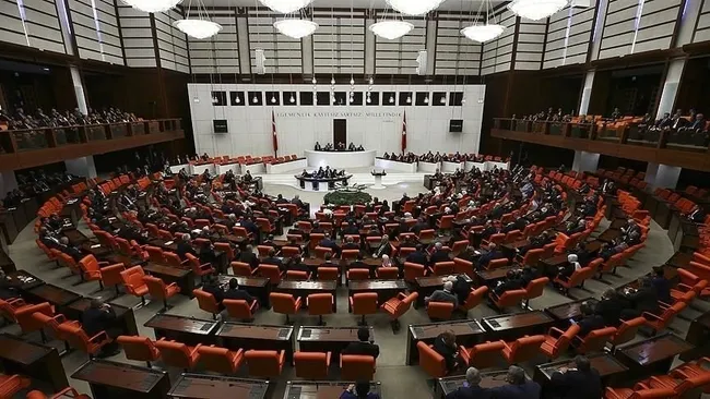 son-dakika-torba-yasa-teklifi-komisyonda-hemen-her-kesimi-ilgilendiriyor-1665660269074.jpg