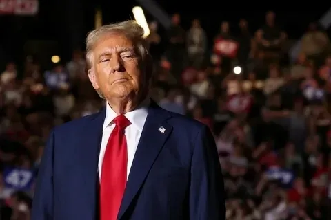 secimlere-mudahale-ile-suclaniyordu-savci-trumpin-georgiadaki-davasini-sonlandirdi-1764177425430.jpeg Seçimlere müdahale ile suçlanıyordu: Savcı Trump’ın Georgia’daki davasını sonlandırdı!