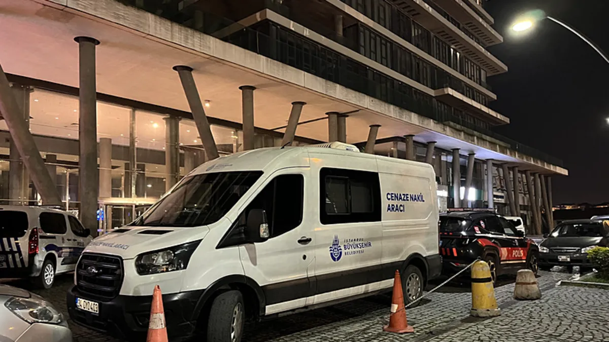 Zeytinburnu’nda kızını öldürüp eski eşini ağır yaralamıştı! Firari katil 3 gün sonra yakalandı Zeytinburnu’nda kızını öldürüp eski eşini ağır yaralamıştı! Firari katil 3 gün sonra yakalandı