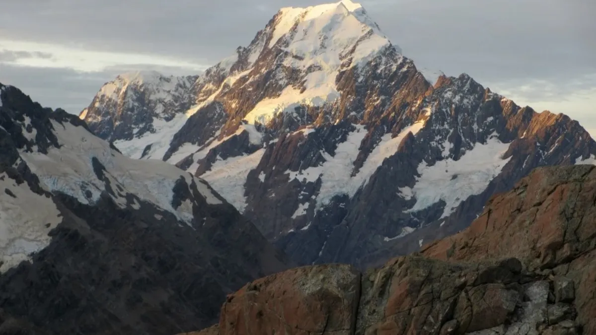 Yeni Zelanda’da trajik olay: Dağa tırmanış ölümle sonuçlandı Yeni Zelanda’da trajik olay: Dağa tırmanış ölümle sonuçlandı
