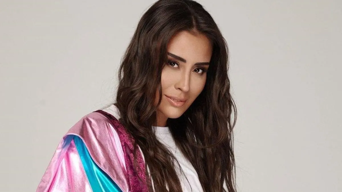 Hem iş hem tatil Hem iş hem tatil