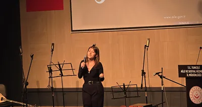 8 Mart’ta kadınların sesi, şiir ve ezgilerle yankılandı #tunceli