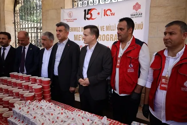 sanliurfada-15-temmuz-sehitleri-icin-2-bin-530-hatim-okundu-1784124409960.jpg