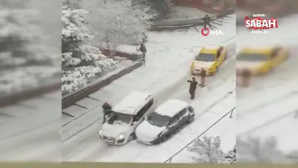 Karda kayan araç sokağı savaş alanına çevirdi | Video
