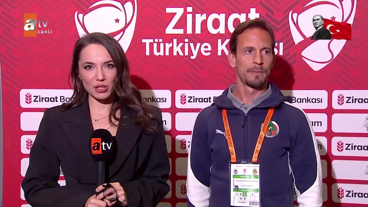 Joao Pereira: Geleceği düşünmeyi sevmiyorum videosunu izle Joao Pereira: Geleceği düşünmeyi sevmiyorum videosunu izle