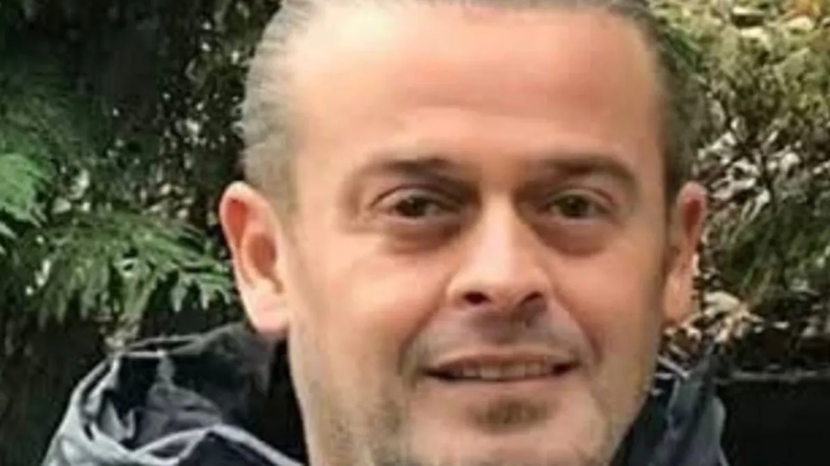 Şehit polis memuru Turgut Külünk’ün baba evine Türk Bayrağı asıldı