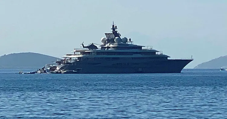 Jeff Bezos’un yatı Akbük’e demir attı