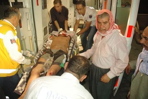 Otobüsle 2 TIR çarpıştı: 2 ölü