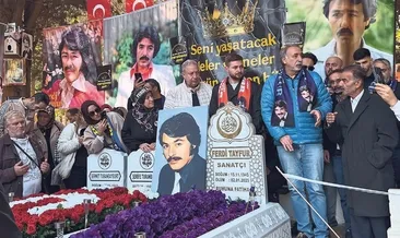 80. yaş günü mezarı başında kutlandı