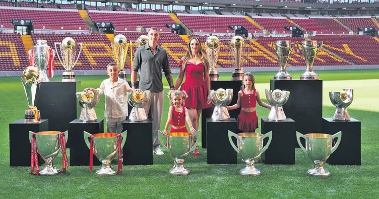 Muslera vedasında en mutlu anını açıkladı: Kadıköy’deki şampiyonluk unutulmaz!