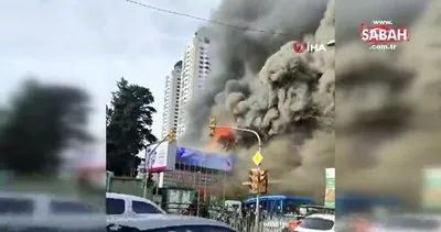 İstanbul Levent’teki ünlü AVM’de yangın! İşte ilk görüntüler | Video