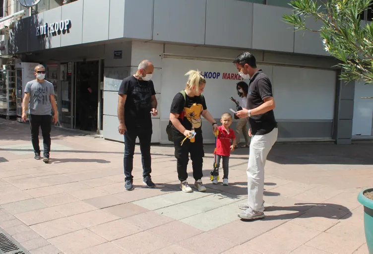 Sokak ortasında dövdüğü çocuğu devlet korumasına alınmıştı... O anne konuştu