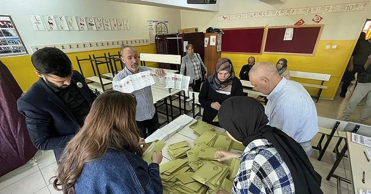 SON DAKİKA: 14 Mayıs seçim sonuçları netleşmek üzere! Başkan Erdoğan açık ara önde! Yurt dışı seçim sonuçları açıklandı mı?
