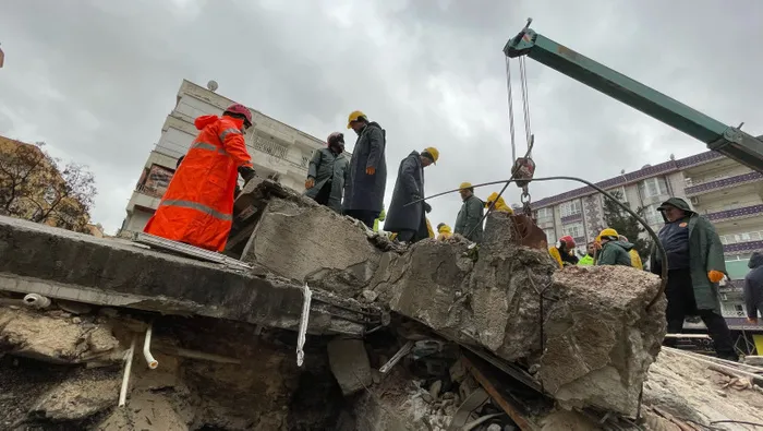deprem-son-dakika-kahramanmaras-deprem-bolgesinden-aci-haberler-olu-sayisi-artiyor-1675697771237.jpg SON DAKİKA: Kahramanmaraş deprem bölgesinden acı haberler! AFAD'dan ölü sayısı ve yaralı sayısı için yeni açıklamalar