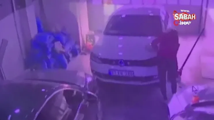 Kastamonu'da deprem anı kameralara yansıdı