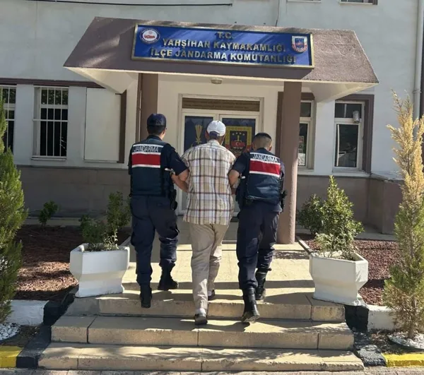 yahsihan-jandarmasi-suclulari-saklandiklari-yerde-buldu-1755021422541.jpg