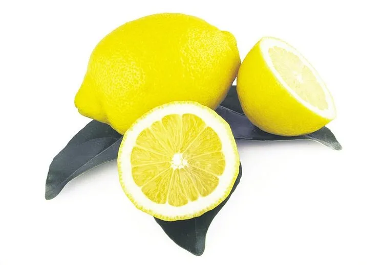 Limon suyunun cilde yaptığı inanılmaz faydalar