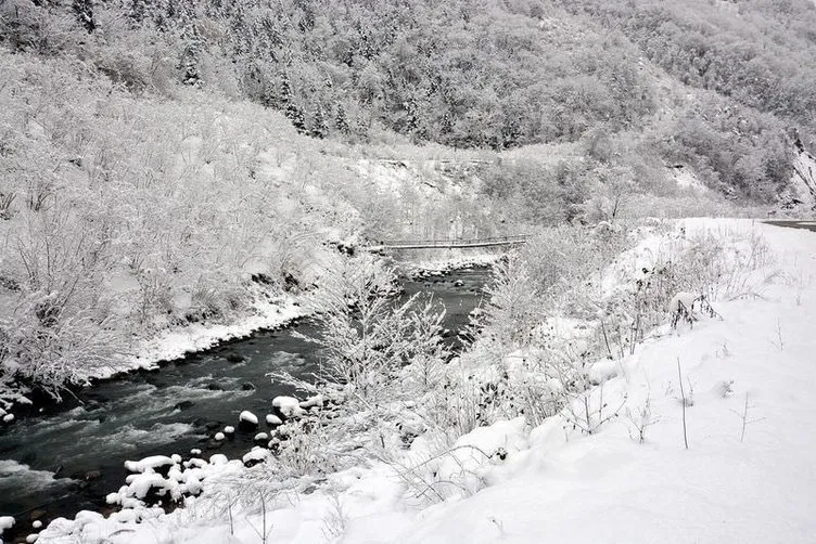 Trabzon’da kar manzaraları adeta büyüledi