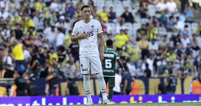 Mesut Özil'den orman yangınlarına karşı uyarı! Ormanların değerini bilin