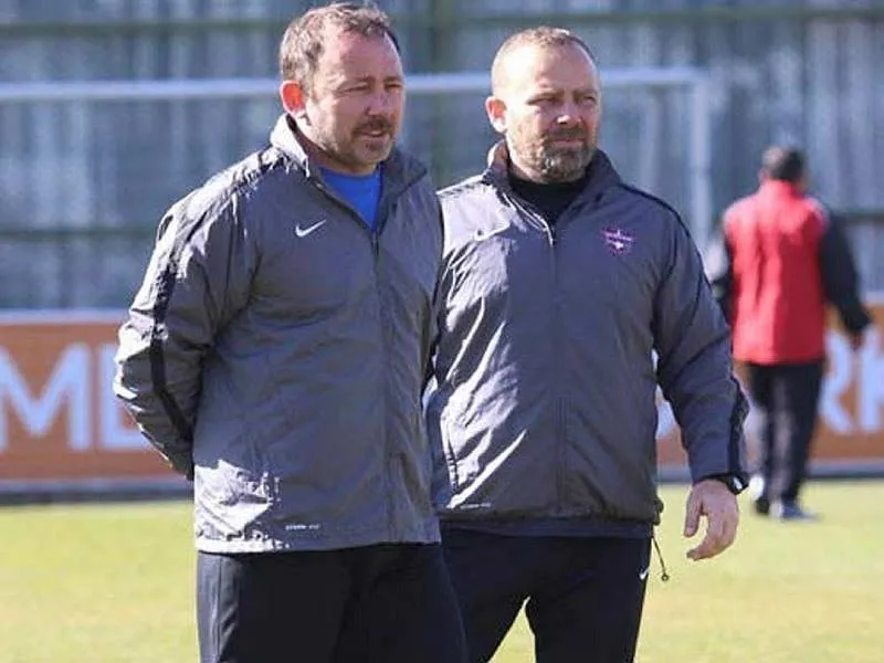 Sergen Yalcin In Yardimciligini Kardesi Yapacak Son Dakika Spor Haberleri