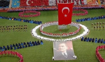 En güzel ve anlamlı 19 Mayıs şiirleri 1,2,3 kıtalık ilkokul, ortaokul, lise en güzel seçenekleri burada! Atatürk’ü Anma, Gençlik ve Spor Bayramında kısa ve uzun 19 Mayıs şiirleri...