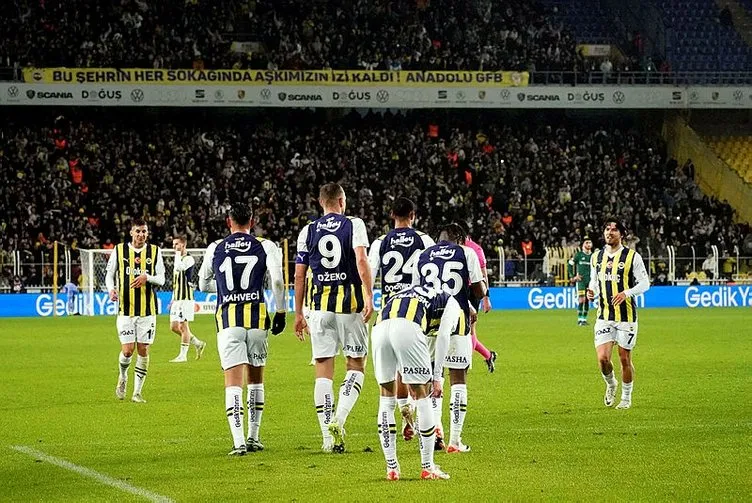 Son dakika Fenerbahçe haberi: Kanarya’da 2 ayrılık birden! Biri Fransa’ya biri 1.Lig’e...