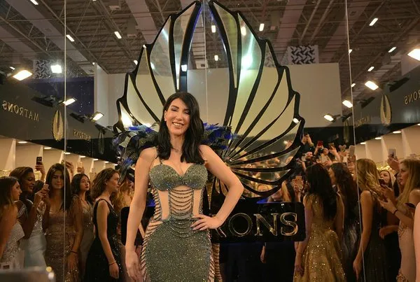 Hande Yener: ‘Yurt dışında başarılı olup herkesi gururlandıracağım’