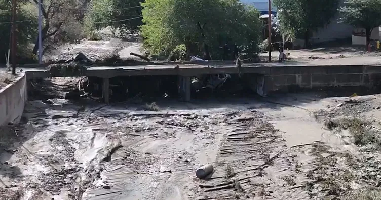 ABD sele teslim oldu: 4 kişi can verdi