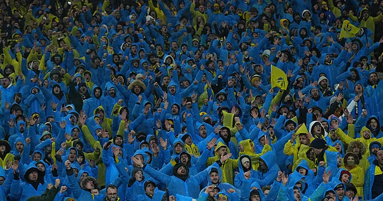 Fenerbahçe’de 5.2 milyon TL’lik yağmurluk!