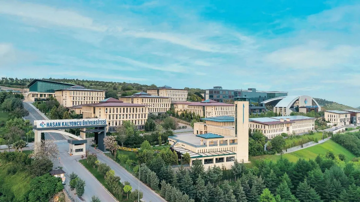 HKÜ geleceğin mesleklerine odaklandı