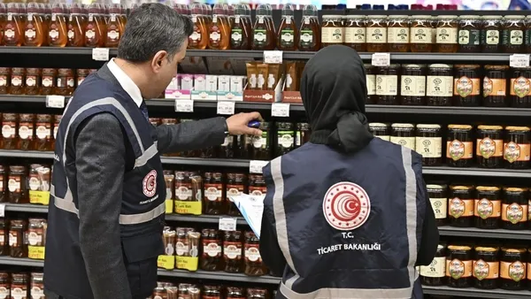 fahis-fiyat-ve-stokculuga-gecit-yok-milyonlarca-urun-denetlendi-bakanliktan-187-milyar-tl-ceza-1787032363652.jpg