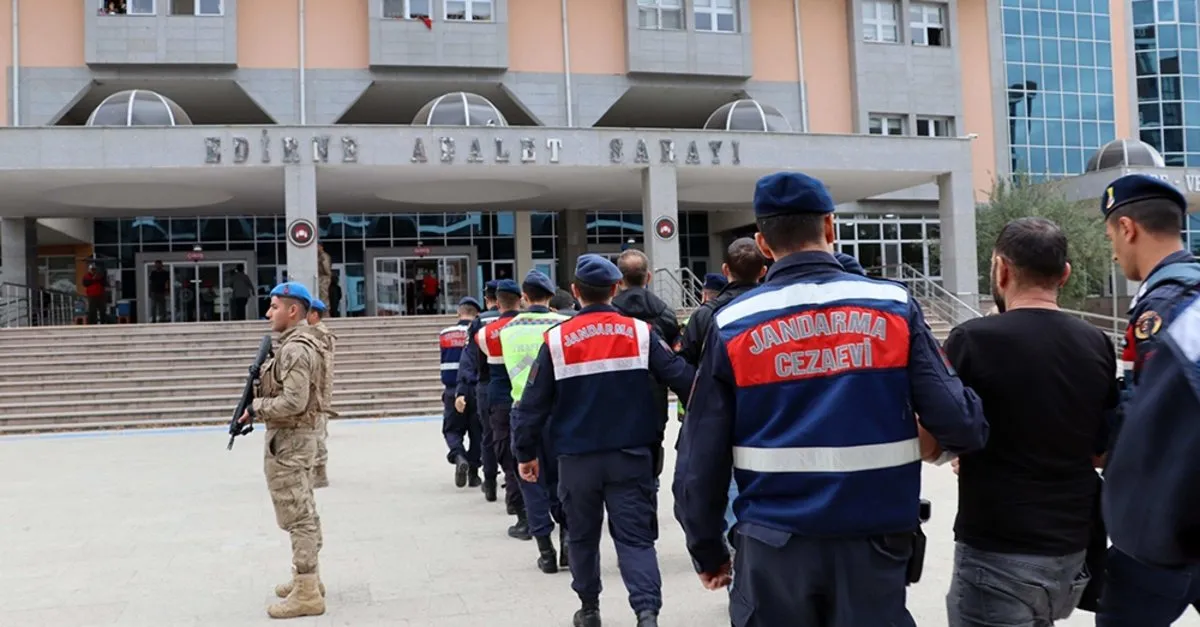 Edirne'de Yunanistan'a kaçmaya çalışan 13 terör şüphelisi yakalandı
