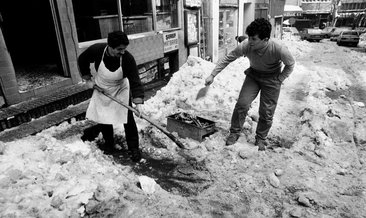 İstanbul’da beklenen kar yağışı başladı! Akıllara 1978 kışı geldi!