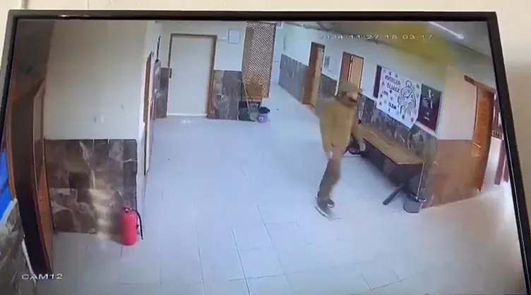 Kadın öğretmenin abisi okulu bastı: 2 öğretmeni bu yüzden tekme tokat dövdü!